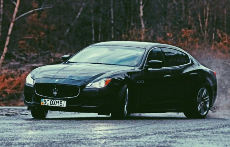 Надпись Мазерати на МАЗЕ