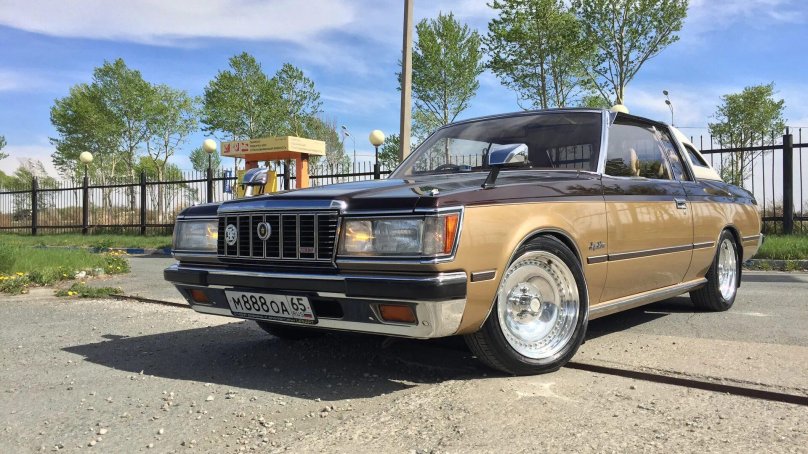 Toyota Crown s110