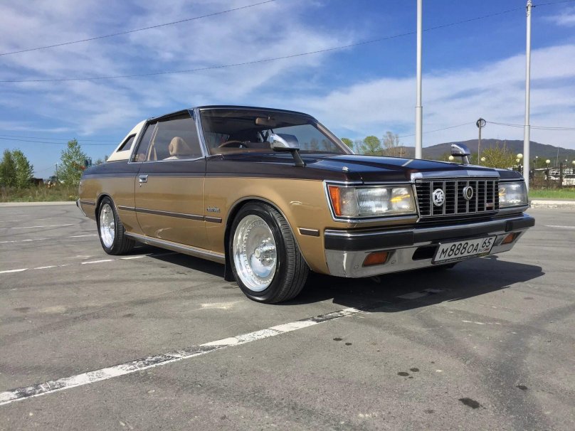 Toyota Crown хардтоп