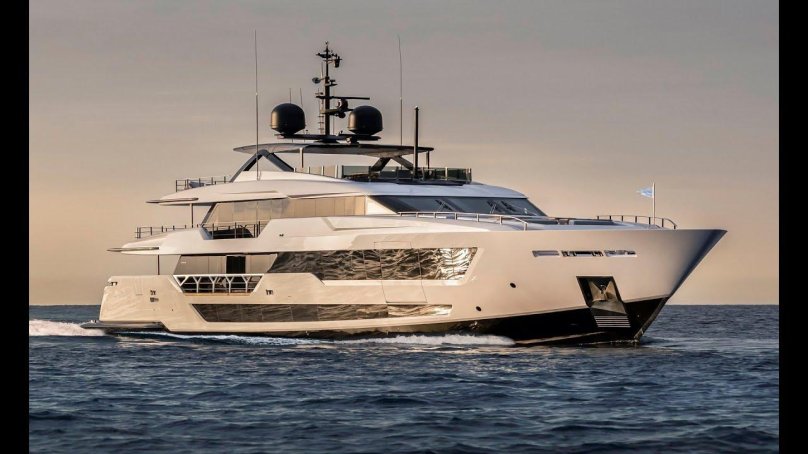 Миллениум 140 яхта