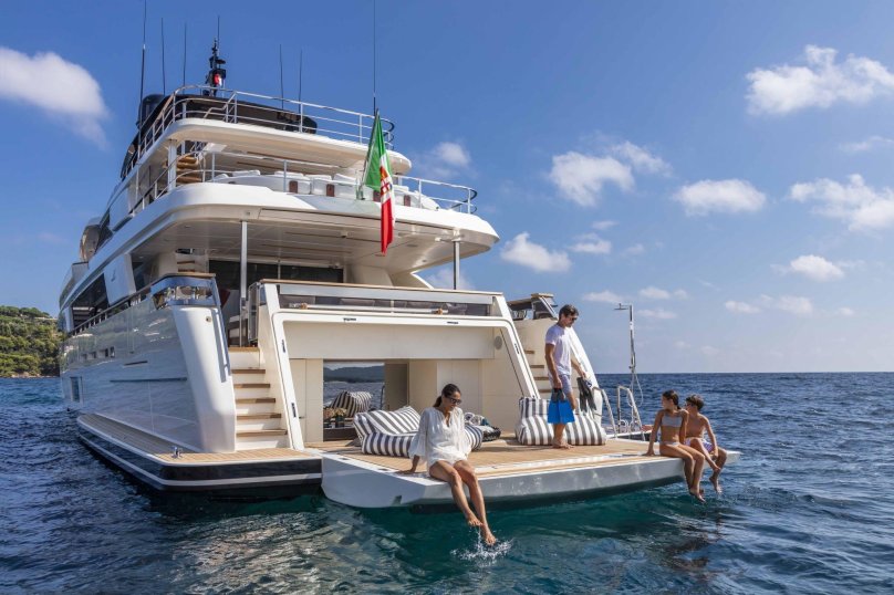 Custom line Navetta 42