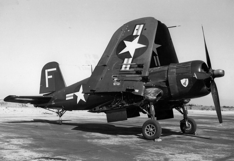 F4u-4b Corsair