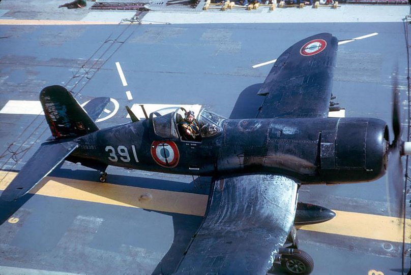 F4u-7 Corsair