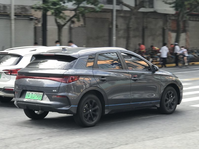 BYD ev e2