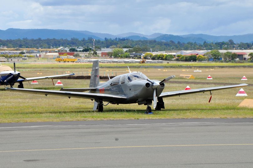 Mooney m20 самолет