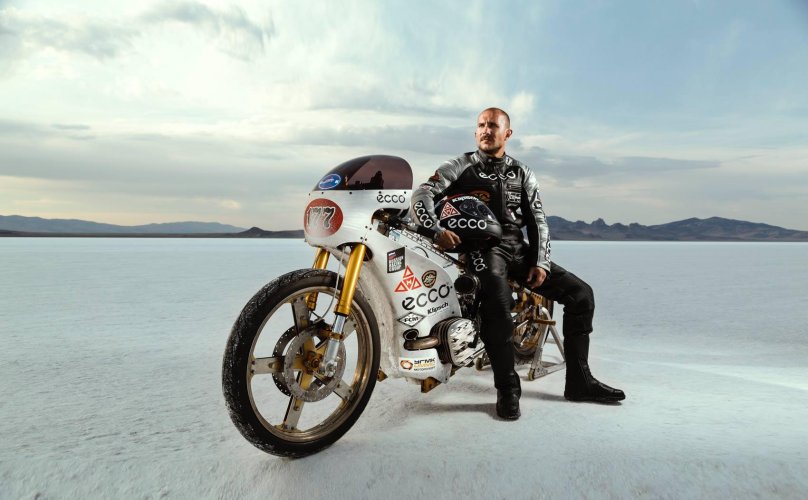 Бонневиль мотоцикл Урал