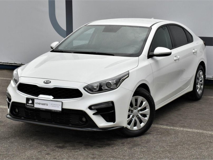 Kia Cerato 2022 белая