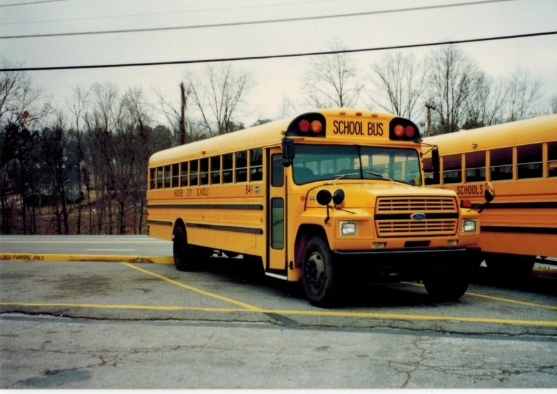 Ford b700 School Bus мост