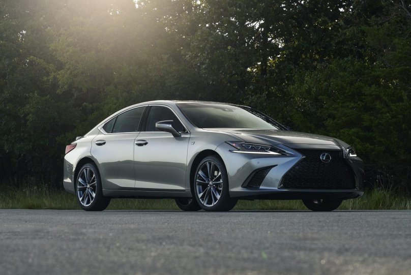 Lexus es 250 2021
