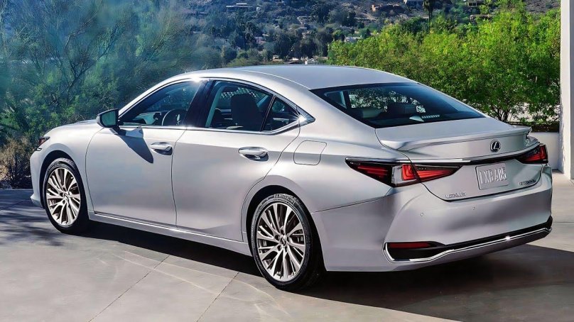 Lexus es 2021