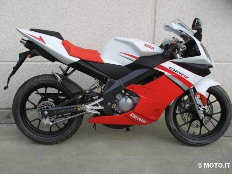 Мотоцикл derbi 50