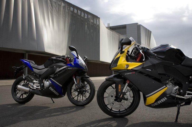 Мотоцикл дерби 50