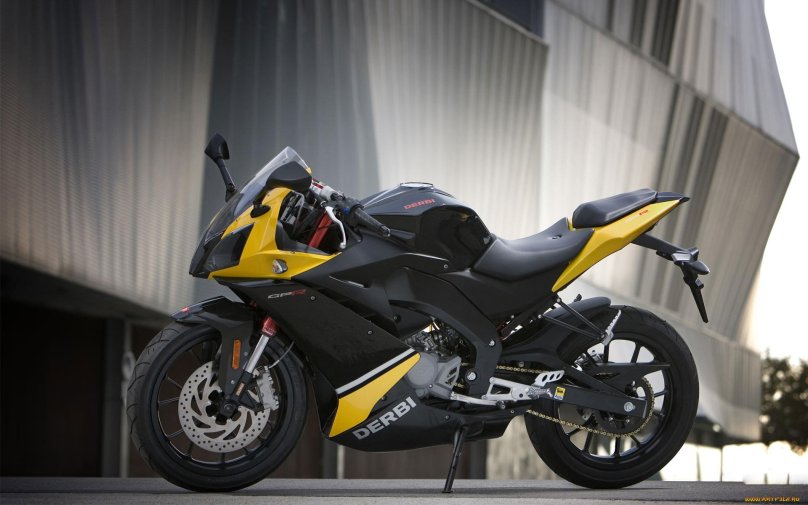 Мотоцикл дерби 50