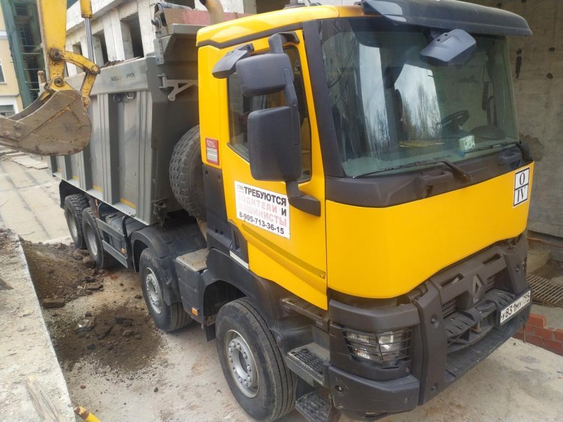 Рено самосвал