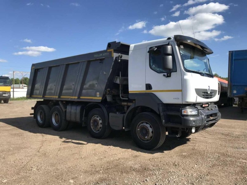 Рено Керакс 6х4 самосвал