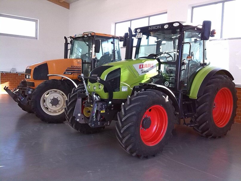 CLAAS Arion 410