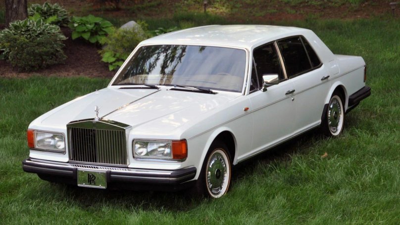 Роллс Ройс Силвер спирит