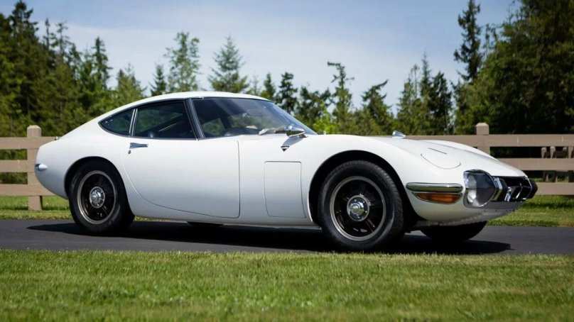 Тойота 2000гт