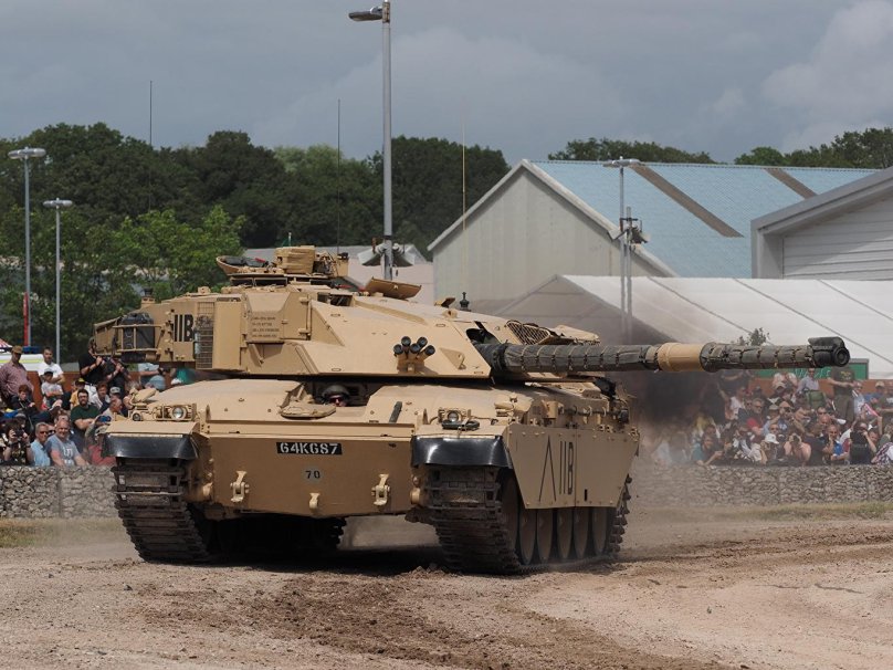 Танк Челленджер 4