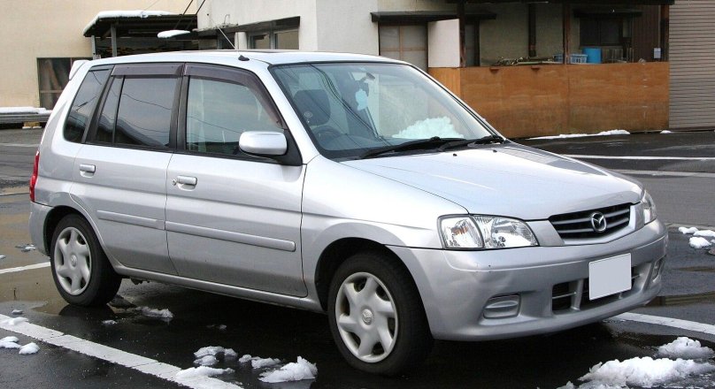 Mazda Demio 2000
