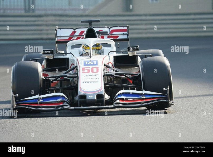 Машина Haas 2021