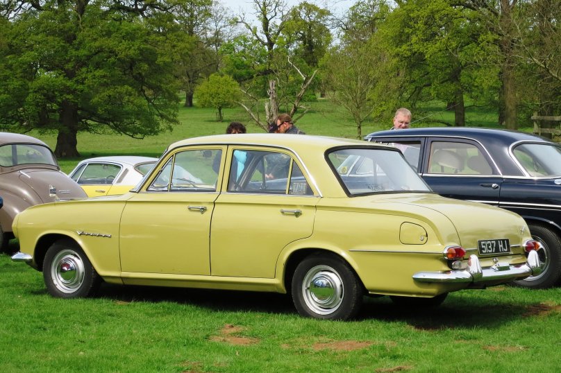 Vauxhall Victor 101 super