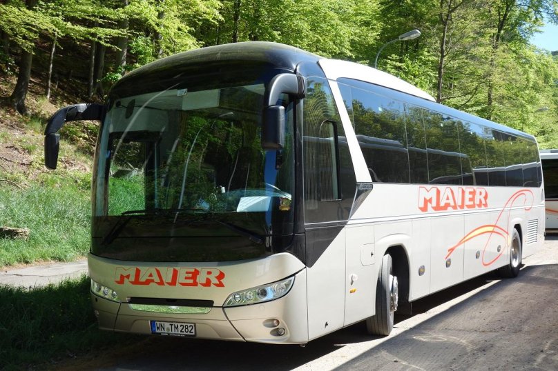 Автобус Неоплан