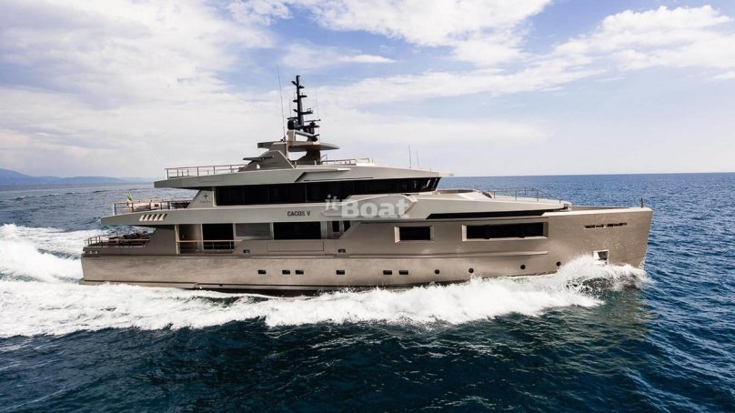 Yacht Superyacht Sunseeker 131