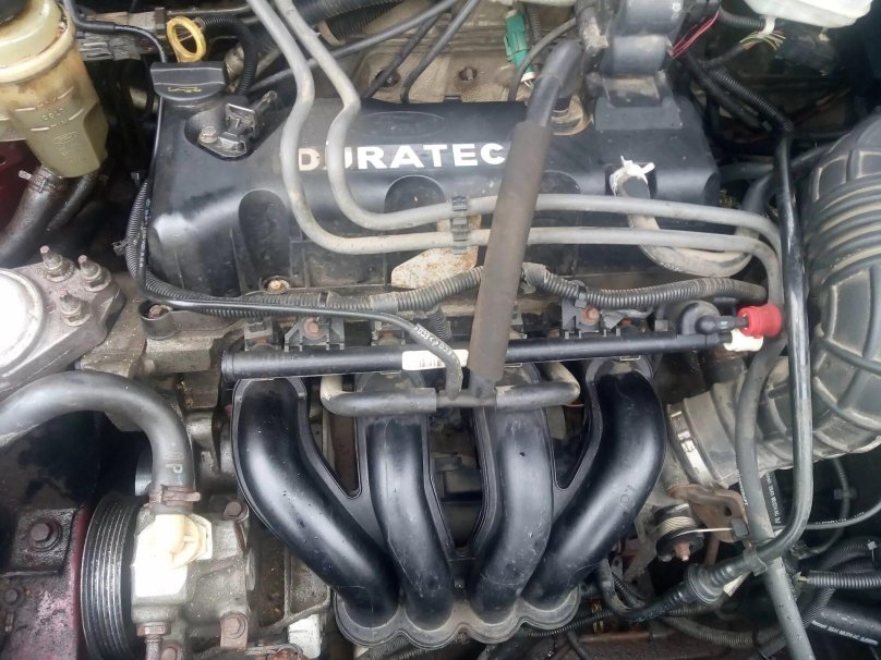 Ford Focus 1 1.6 8v Duratec