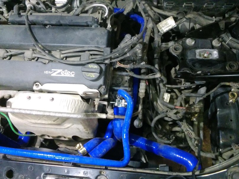 Патрубки системы охлаждения Форд фокус 2 2.0