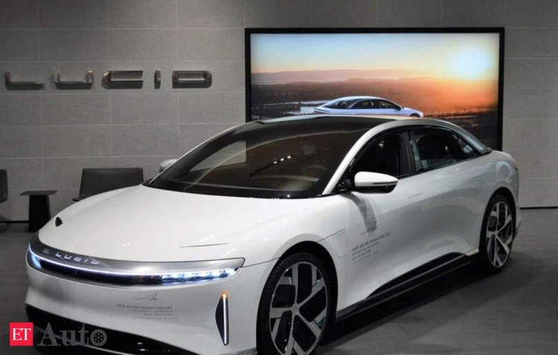 Электромобиль Люсид 2022