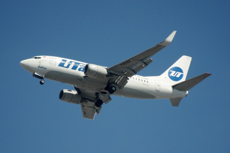 Боинг 737 ЮТЭЙР