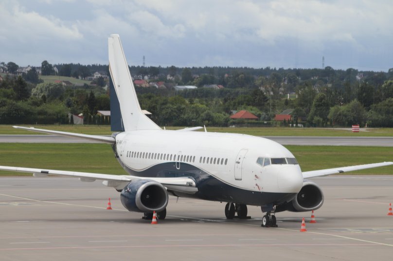 Boeing 737-500
