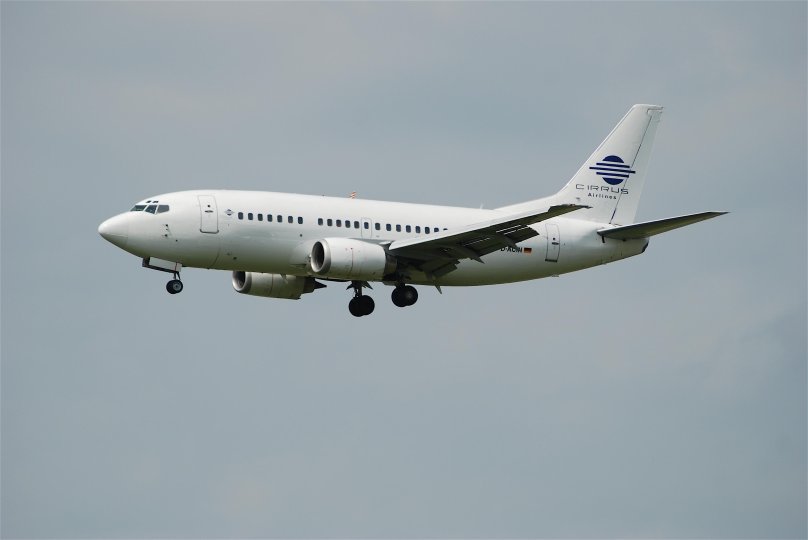 Boeing 737-500 Ширак авиакомпания