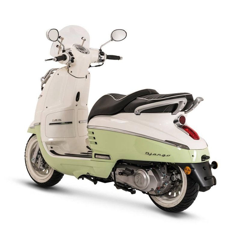 Скутер Пежо Джанго