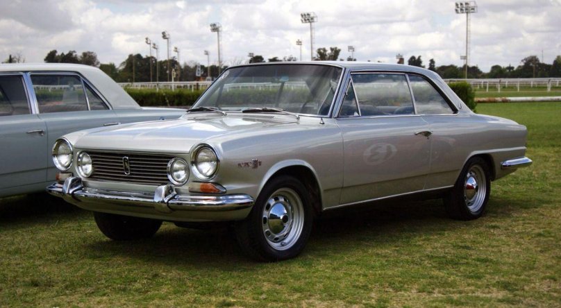 Ika Torino 380 Coupe.