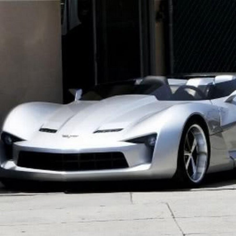 Chevrolet Corvette Сайдсвайп