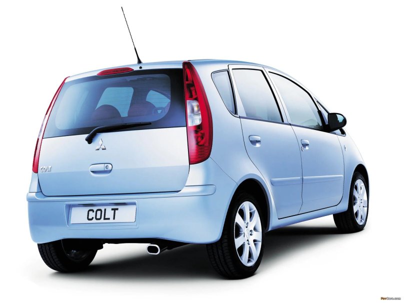 Mitsubishi Colt 5