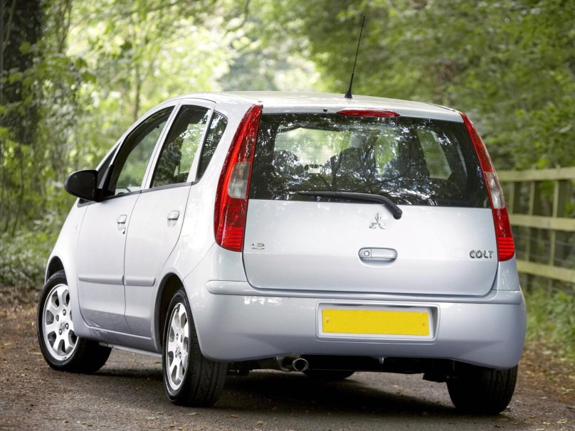 Мицубиси Кольт 2006