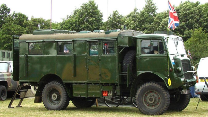 Автомобиль Bedford QLD