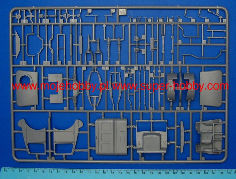 Сборная модель Bedford QLR Wireless