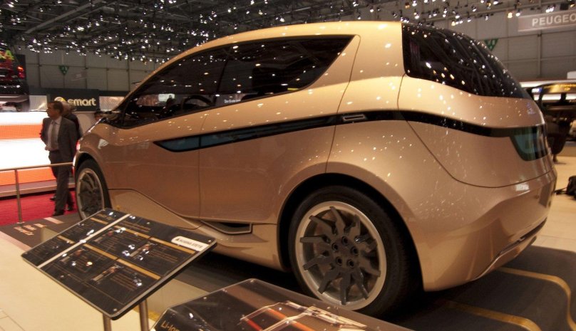 Magna Steyr Mila 2005 года