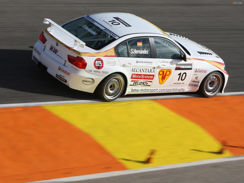 E90 WTCC