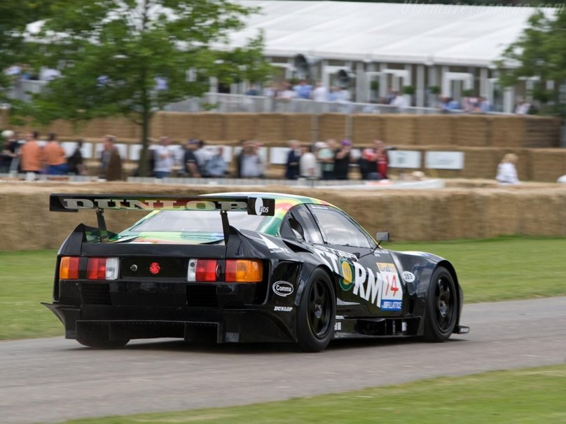 Lister Storm v12 Race car
