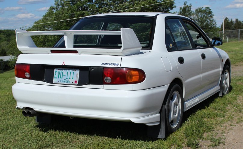 Митсубиси Сириус