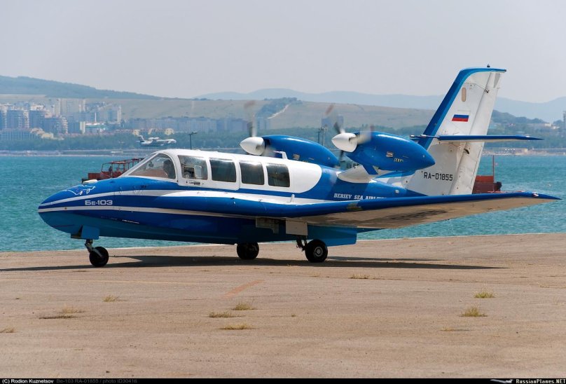 Самолет Бериев бе-103