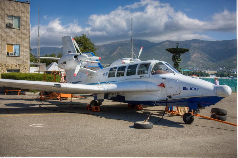 Бе-103 модель