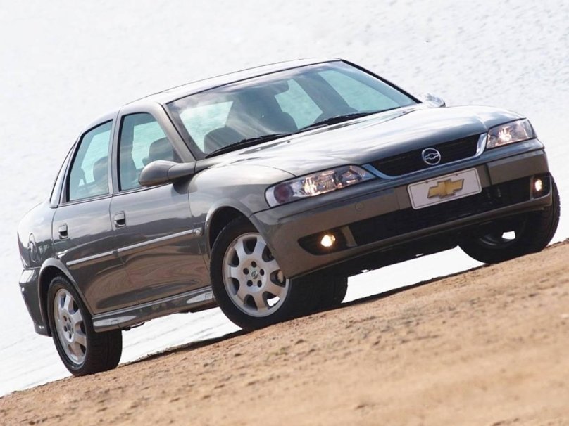 Опель Вектра 2.4