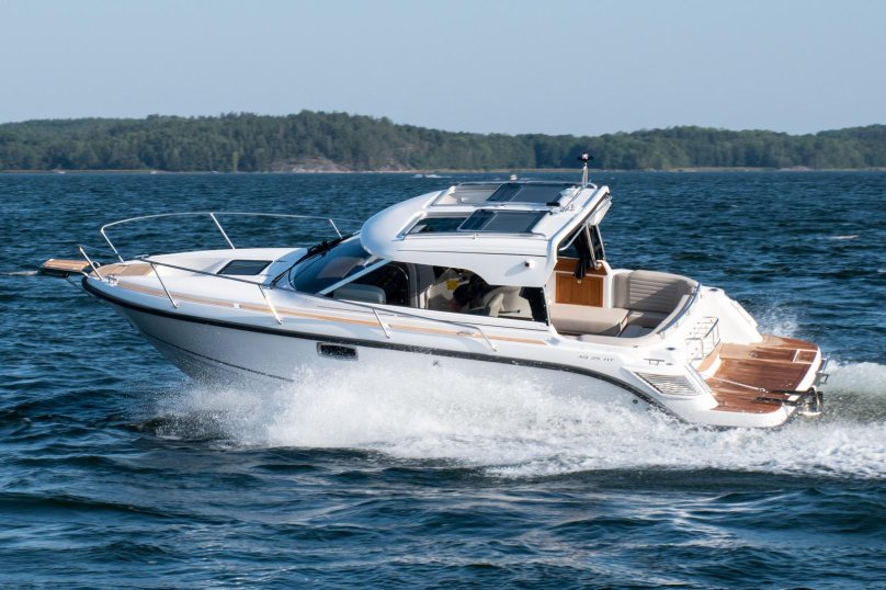 Катер Аквадор 25 с