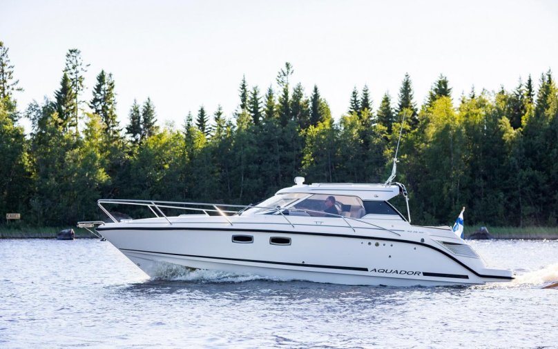 Катер Аквадор